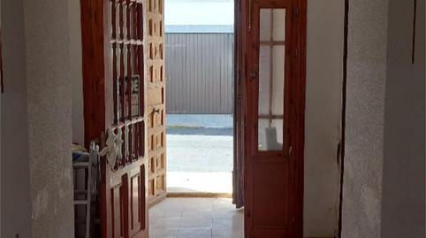 Foto 2 de Casa adosada en venta en Calle Martos, 5, Almendralejo, Badajoz