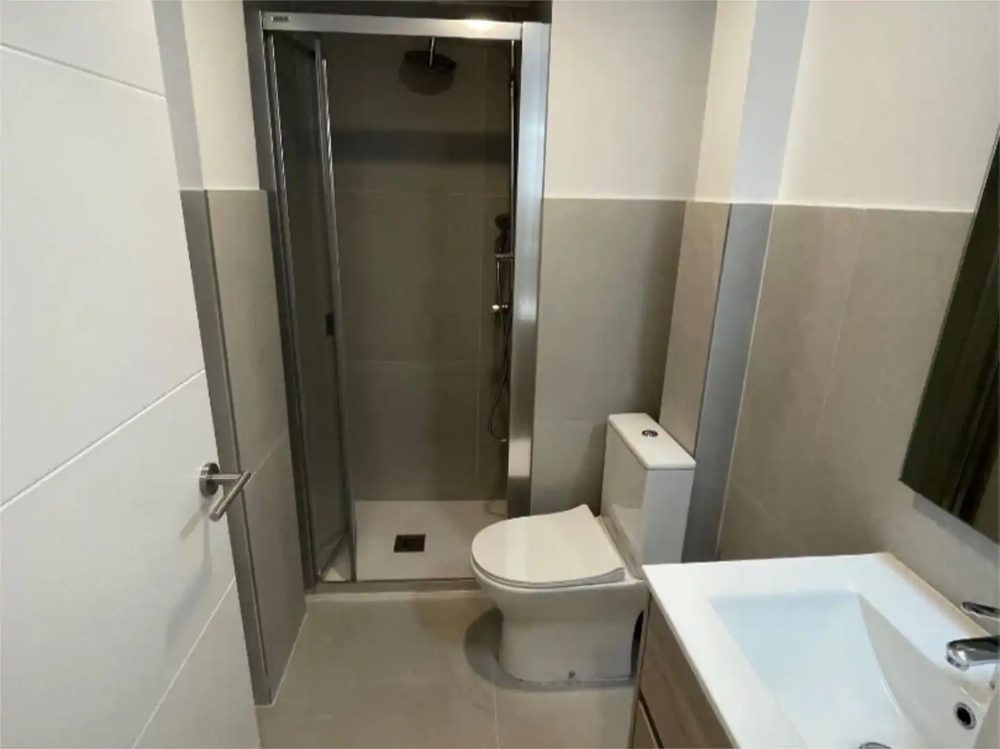 Zimmer in Carrer de Girona, 50, Barri Mion - Puigberenguer Zimmer in Carrer de Girona, 50, Barri Mion - Puigberenguer