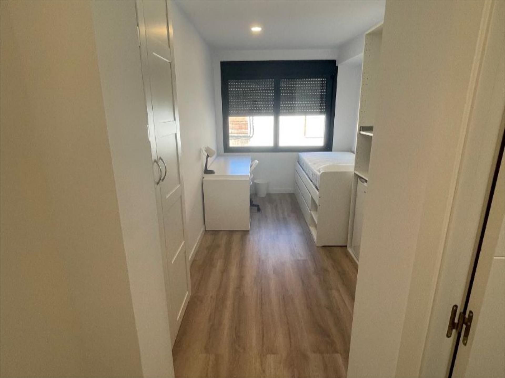 Flat to share in Carrer de Girona, 50, Barri Mion - Puigberenguer
