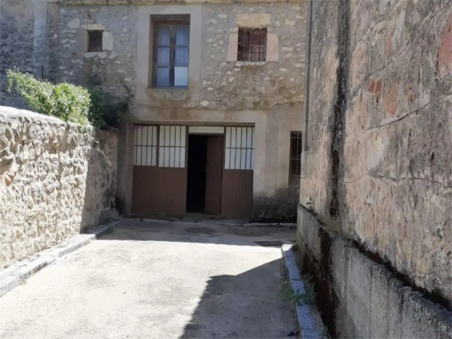 Detached homes for sale in Calle de la Iglesia, 6, Valdevacas y Guijar Exterior view of Detached homes for sale in Valdevacas y Guijar