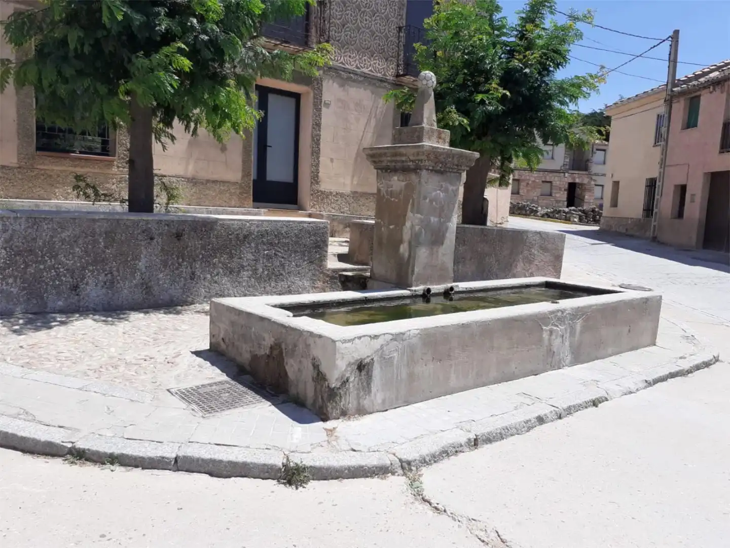 Detached homes for sale in Calle de la Iglesia, 6, Valdevacas y Guijar Exterior view of Detached homes for sale in Valdevacas y Guijar