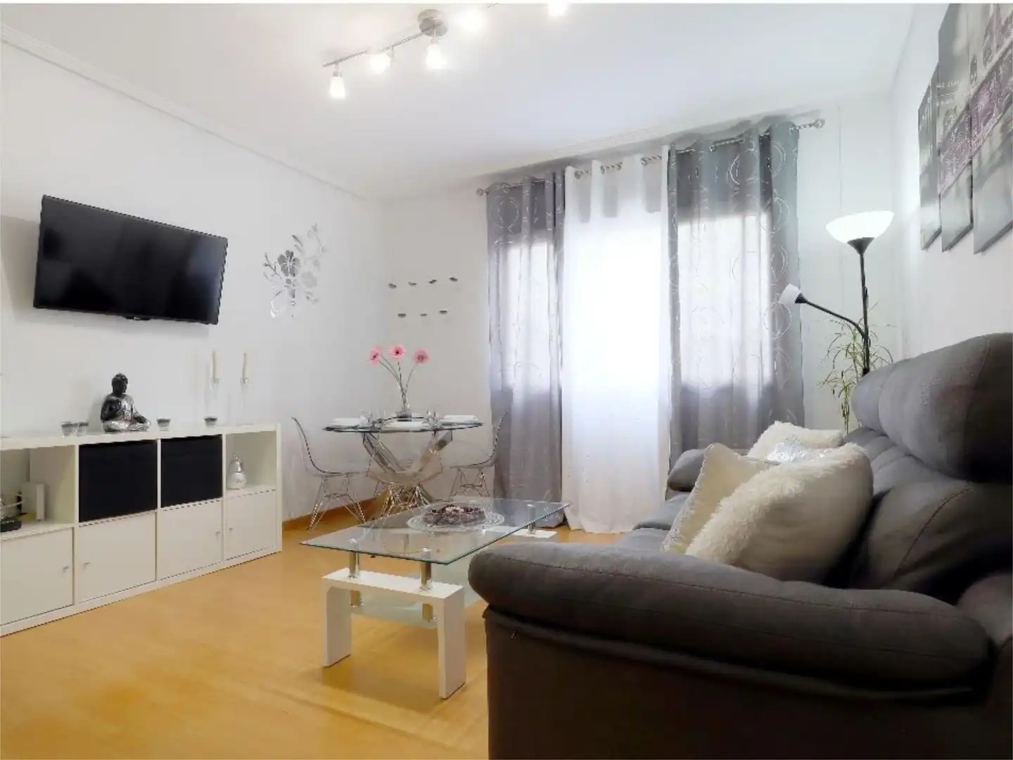 Flat for sale in Calle Segunda de Miraflores, 13, Campo de la Verdad - Miraflores Living room of Flat for sale in Córdoba Capital with Air Conditioner