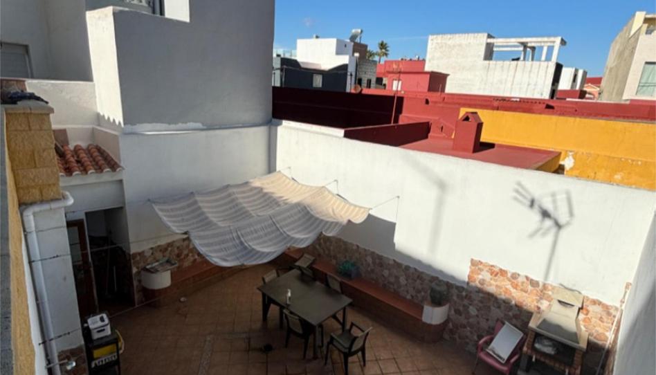 Casa o chalet en venta en Pasaje Menéndez Pelayo, 8, La Atunara - Periáñez, Cádiz - imagen 1 Foto 1 de Casa o chalet en venta en Pasaje Menéndez Pelayo, 8, La Atunara - Periáñez, Cádiz