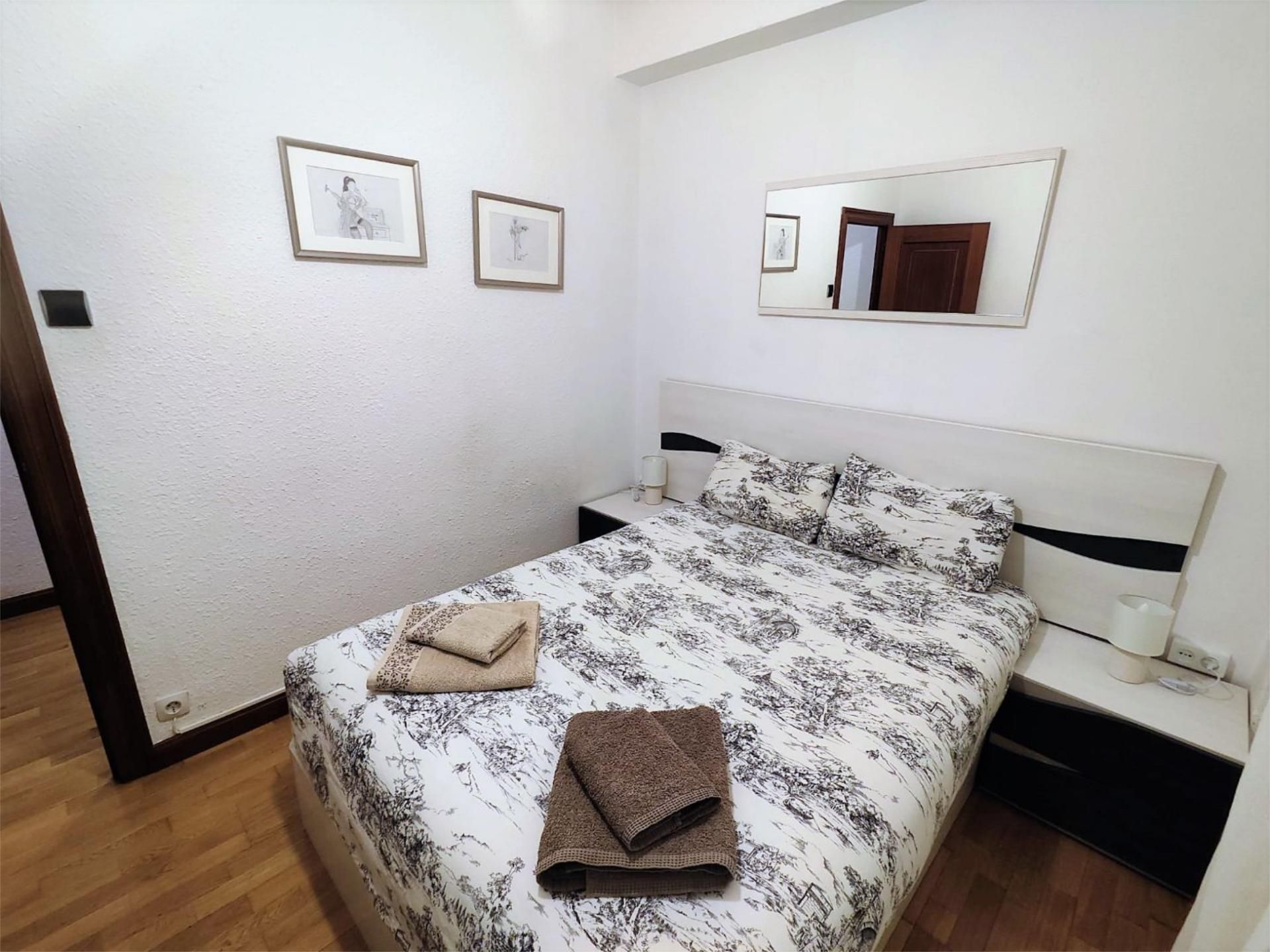Flat for sale in Calle de la Paz, 28, Paseo Sagasta