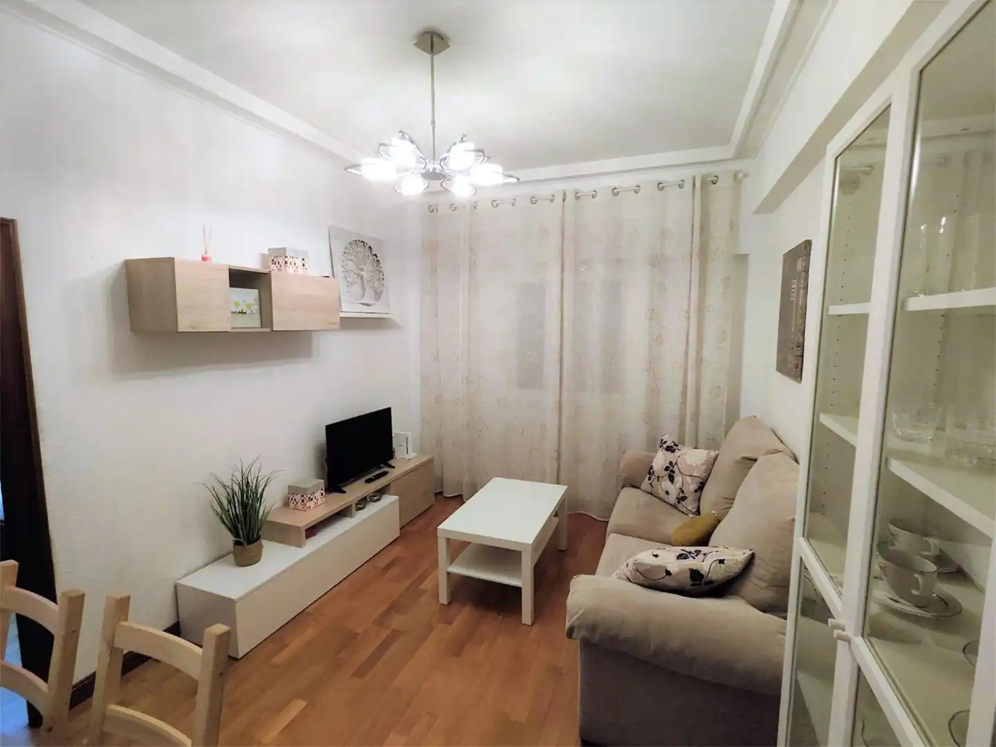 Piso en venta en Calle de la Paz, 28, Paseo Sagasta Piso en venta en Calle de la Paz, 28, Paseo Sagasta