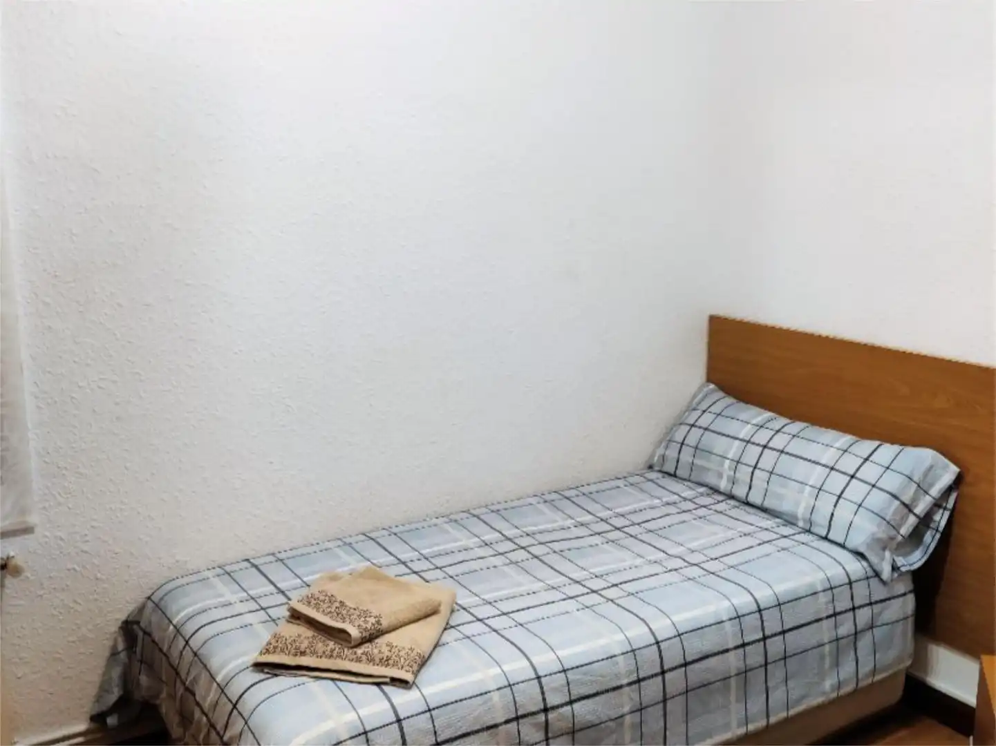 Piso en venta en Calle de la Paz, 28, Paseo Sagasta Piso en venta en Calle de la Paz, 28, Paseo Sagasta