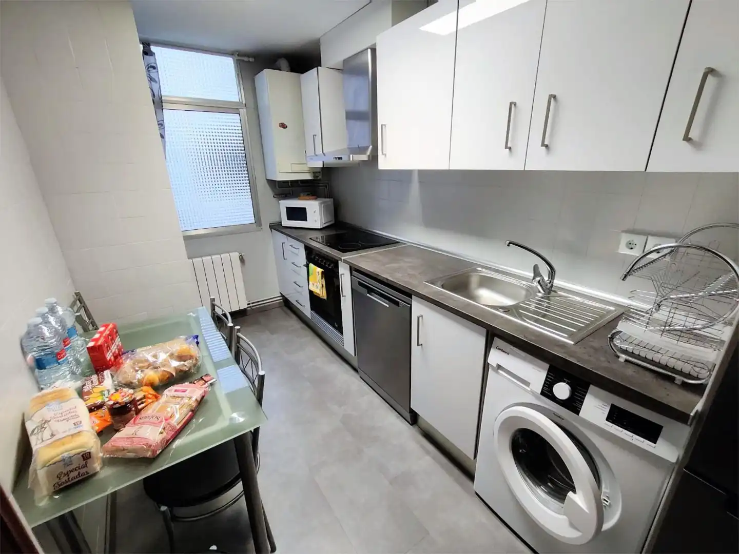 Piso en venta en Calle de la Paz, 28, Paseo Sagasta Piso en venta en Calle de la Paz, 28, Paseo Sagasta