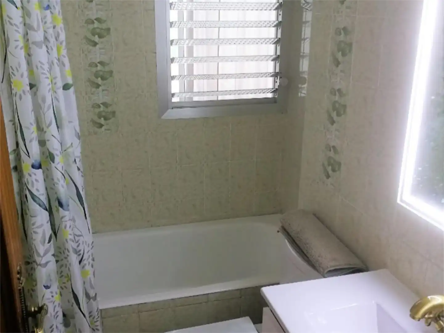 Piso en venta en Calle de la Paz, 28, Paseo Sagasta Piso en venta en Calle de la Paz, 28, Paseo Sagasta