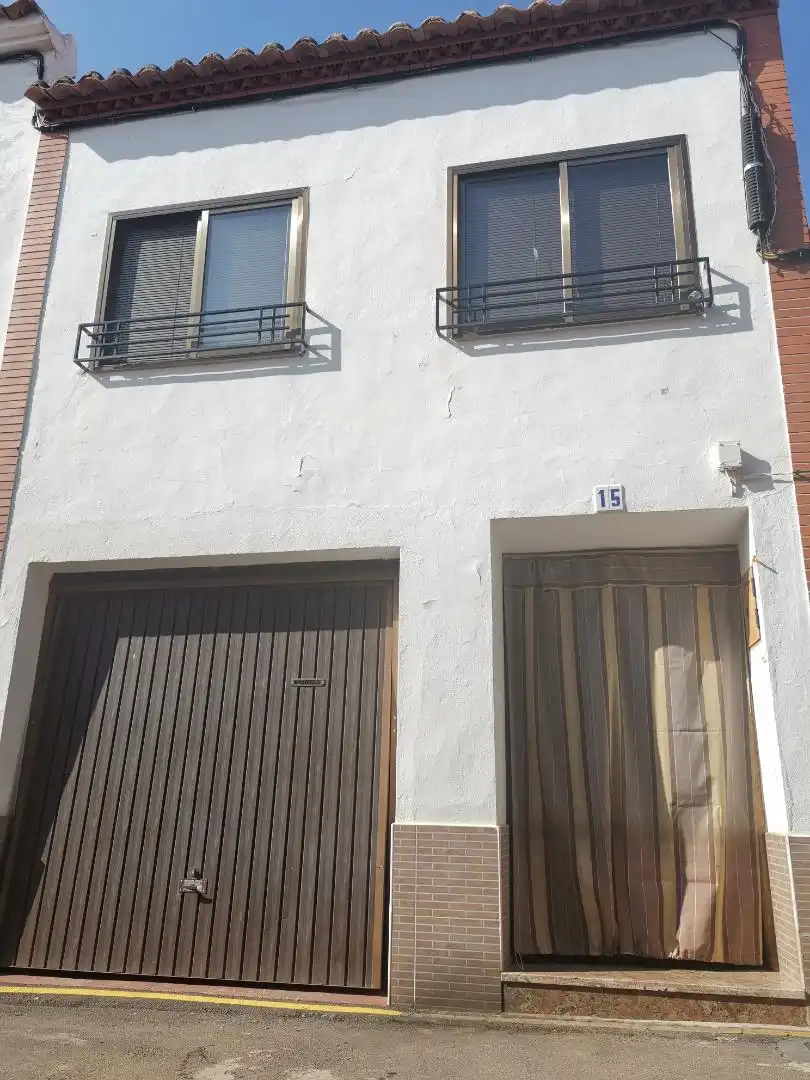 Detached homes for sale in Calle Moral, Moral de Calatrava Exterior view of Detached homes for sale in Moral de Calatrava with Heating, Storage room and Furnished