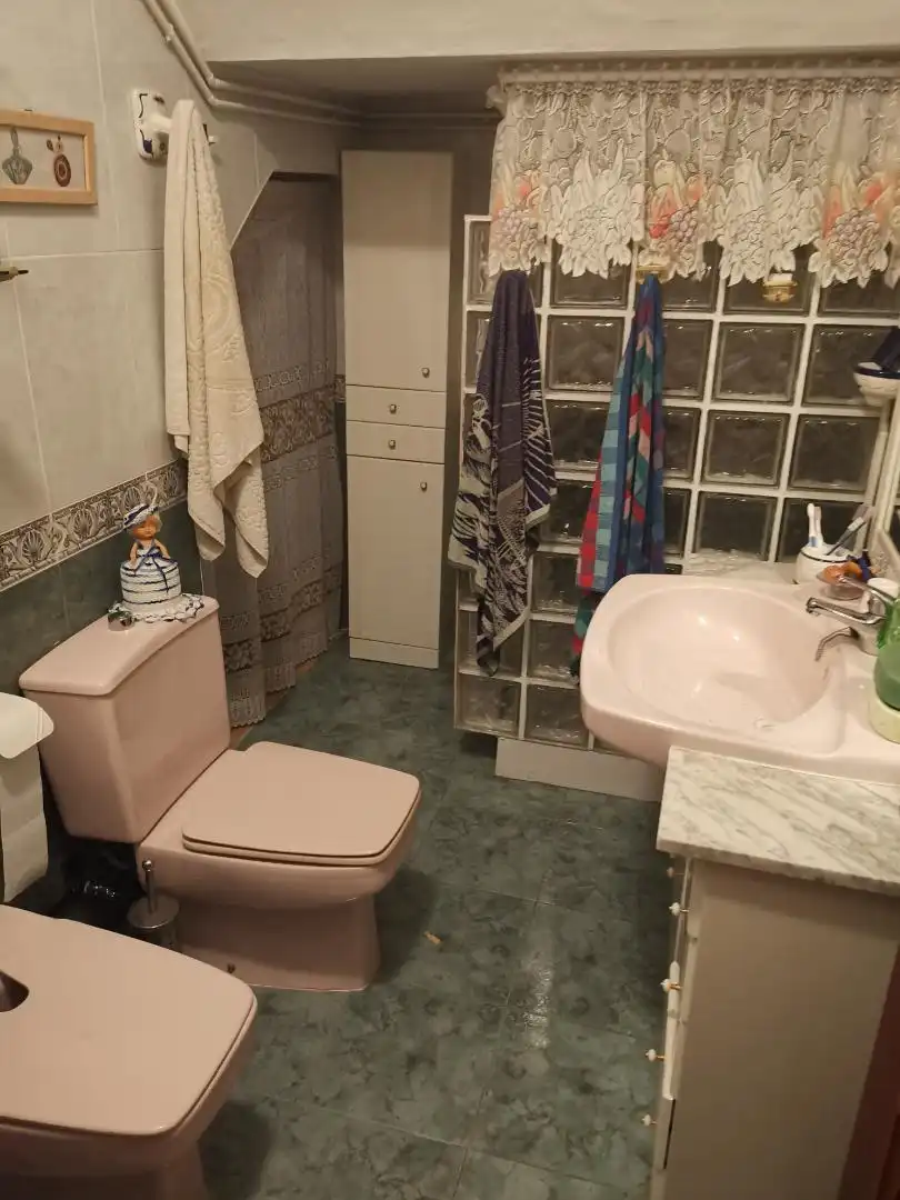 Detached homes for sale in Calle Moral, Moral de Calatrava Bathroom of Detached homes for sale in Moral de Calatrava with Heating, Storage room and Furnished