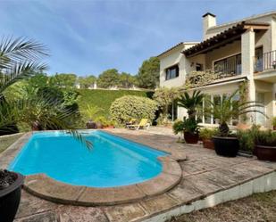 Swimming pool of House or chalet for sale in L'Estartit  with Air Conditioner, Terrace and Swimming Pool