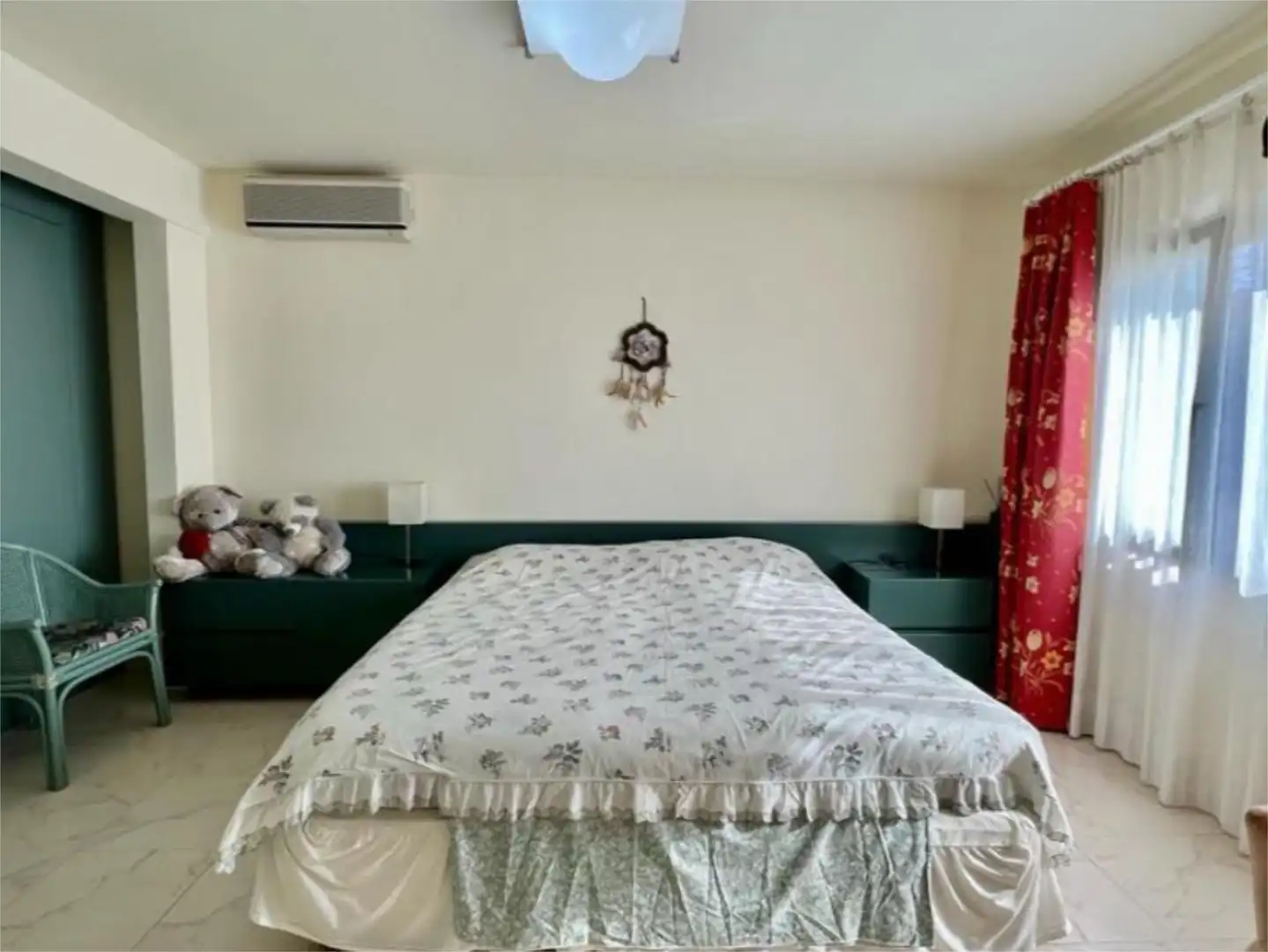 Pis en venda a Avinguda Volendam, 60, Torre Vella - Torre Gran - Les Dunes Dormitori de Pis en venda en L'Estartit amb Aire condicionat, Calefacció i Jardí privat