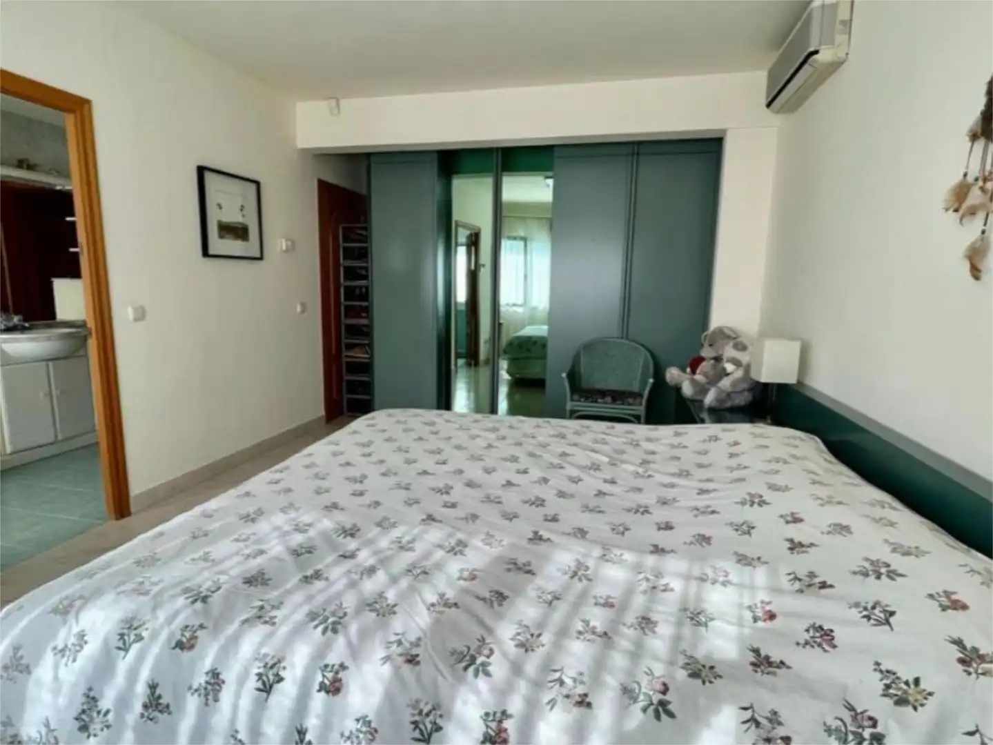 Pis en venda a Avinguda Volendam, 60, Torre Vella - Torre Gran - Les Dunes Dormitori de Pis en venda en L'Estartit amb Aire condicionat, Calefacció i Jardí privat