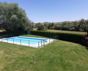 Piscina de Pis en venda en Alfoz de Quintanadueñas amb Terrassa