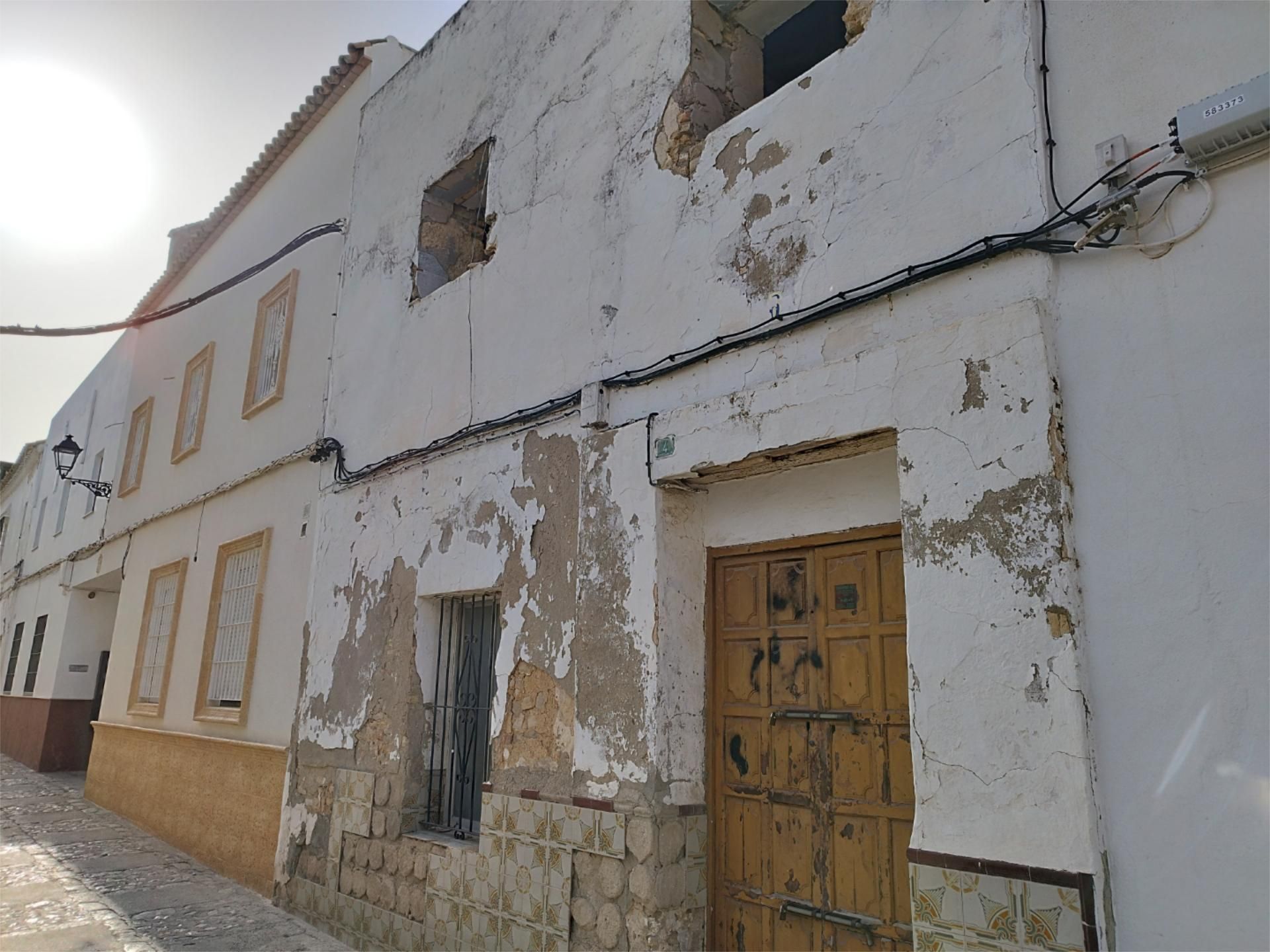Vista exterior de Casa adosada en venda en Utrera