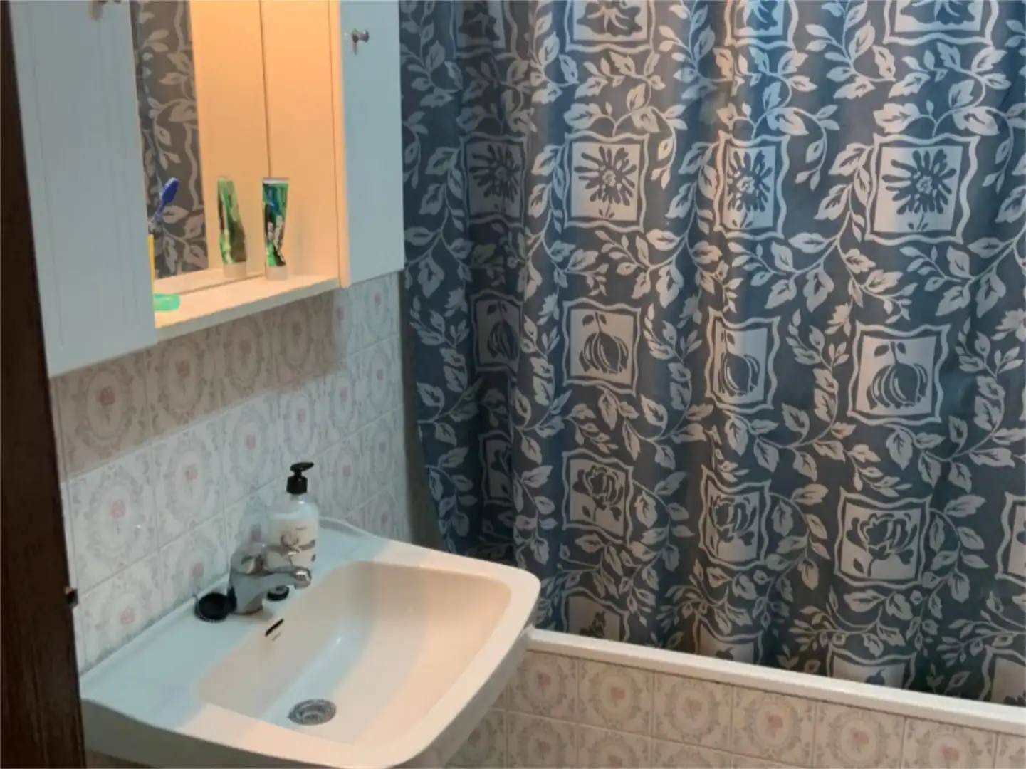 Wohnung zur Miete in Calle Piedras Gordas, 16, Virgen del Mar Badezimmer von Wohnung zur Miete in Rota mit Terrasse, Möbliert und Gemeinschaftsparkplatz