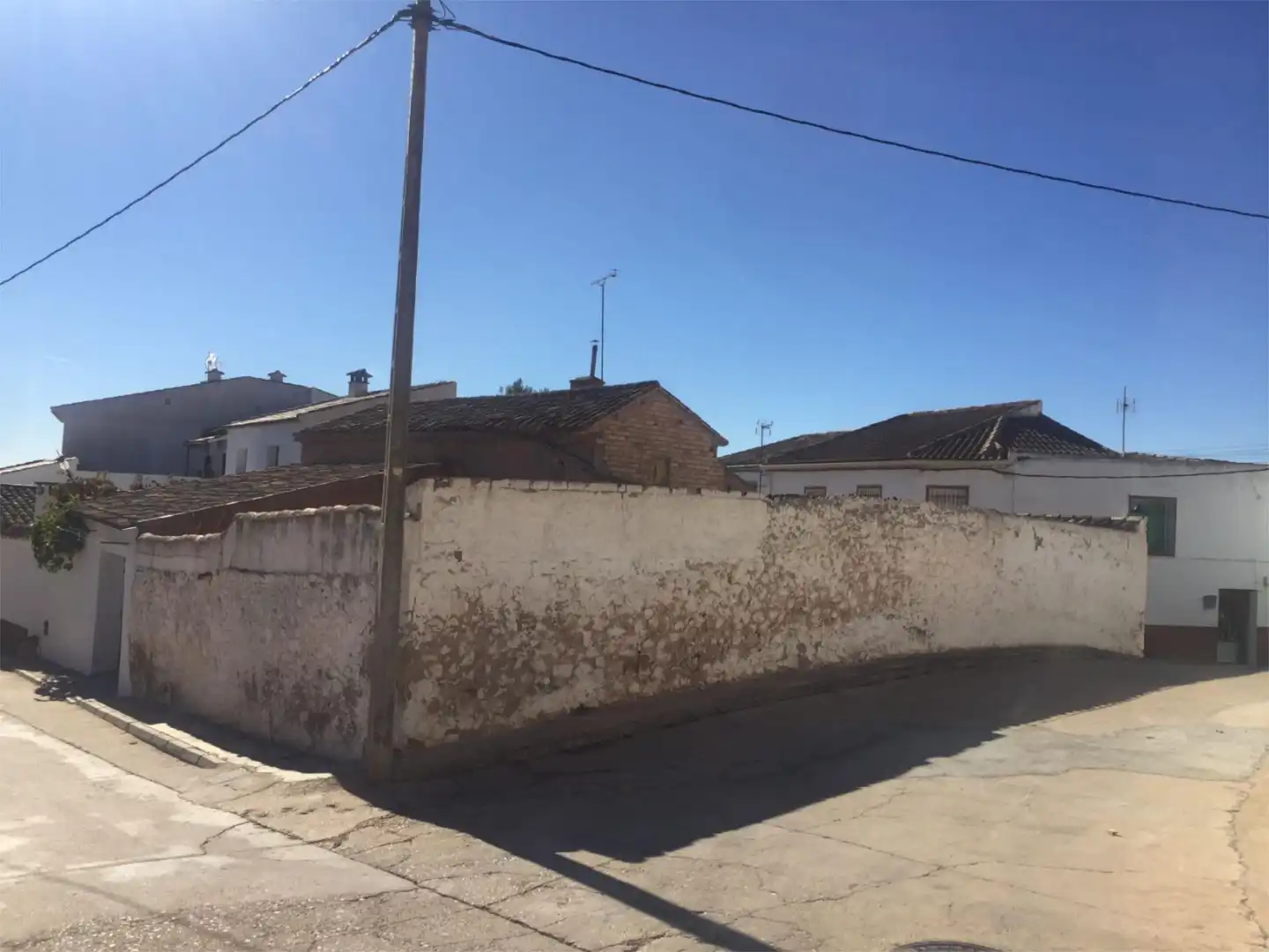 Ground floor for sale in Calle Puerta Sol, 1, Castillo de Garcimuñoz Exterior view of Ground floor for sale in Castillo de Garcimuñoz