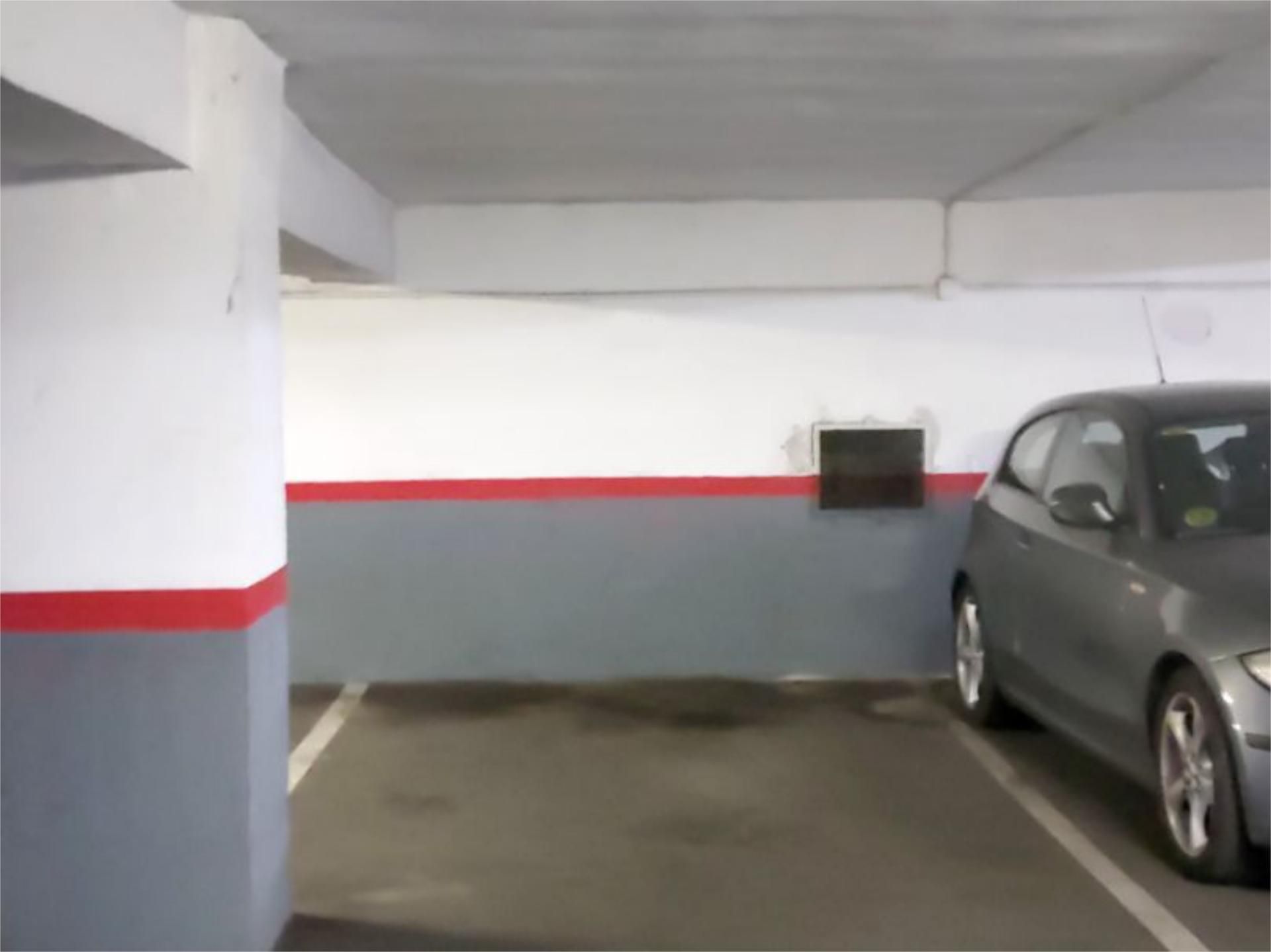 Garage to rent in Calle de Víctor Andrés Belaunde, 36, Hispanoamérica - Bernabéu