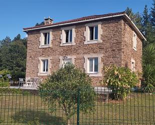 Vista exterior de Casa o xalet en venda en Touro amb Terrassa