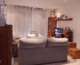 Living room of Flat for sale in La Palma del Condado  with Air Conditioner