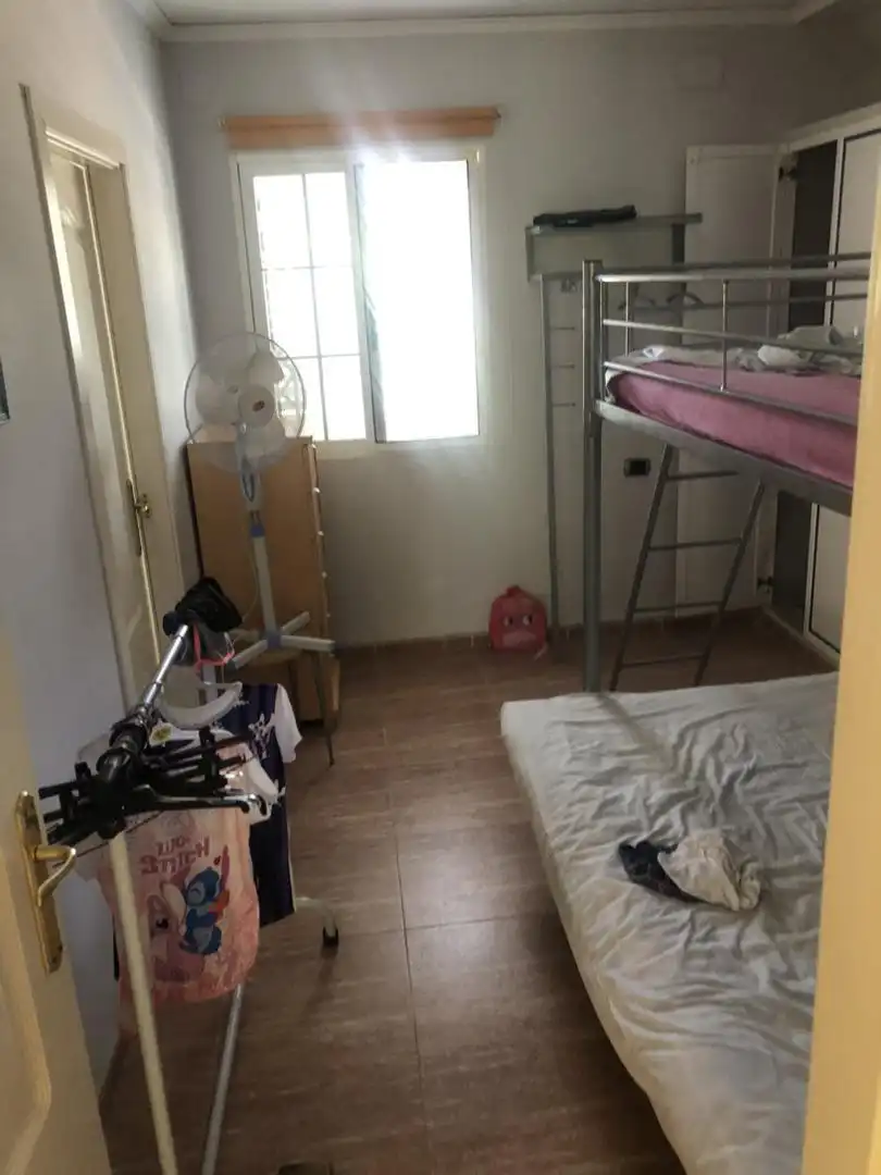 Dormitori de Casa o xalet de lloguer en Castellón de la Plana / Castelló de la Plana amb Calefacció, Jardí privat i Terrassa