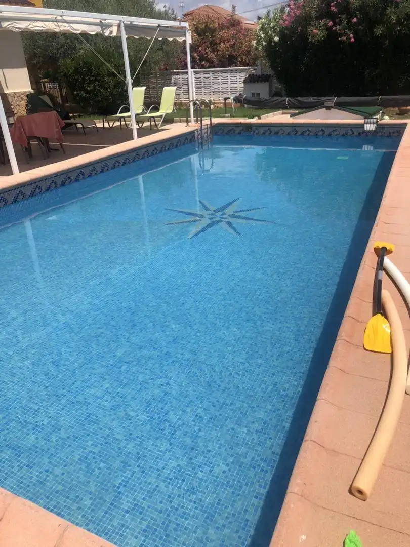 Piscina de Casa o xalet de lloguer en Castellón de la Plana / Castelló de la Plana amb Calefacció, Jardí privat i Terrassa
