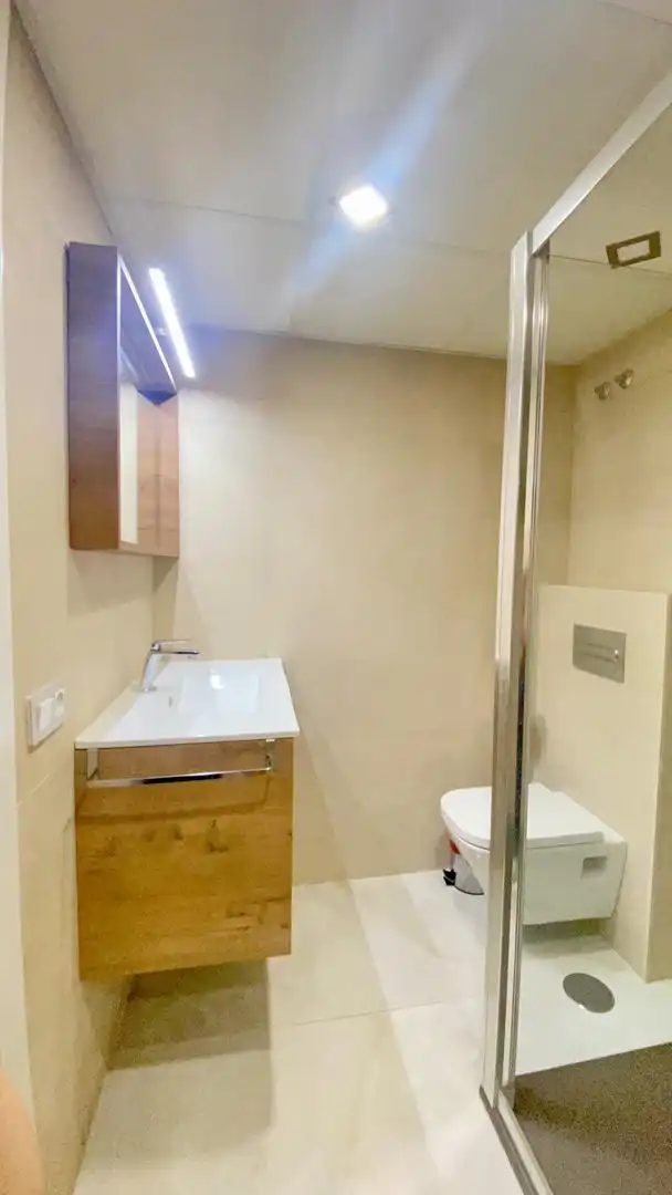 Habitación en Calle Manuel Altolaguirre, 18, Girón - Las Delicias Baño de Piso para compartir en Málaga