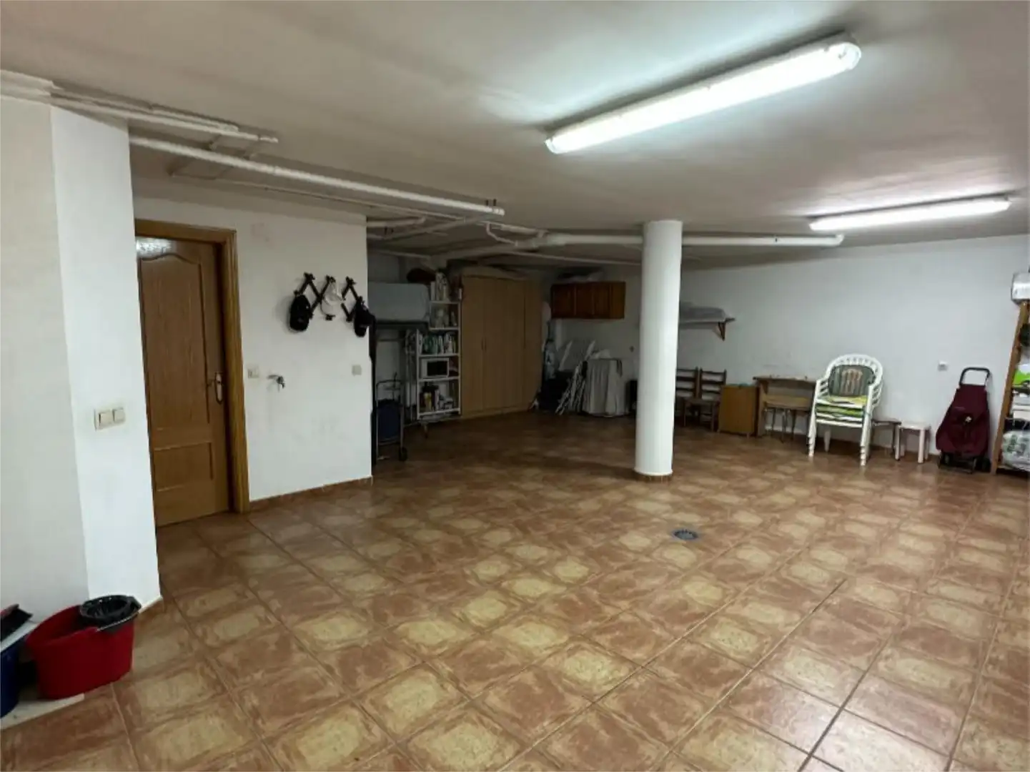 Casa adosada en venta en Calle Hortensia, 10, San Gonzalo Casa adosada en venta en Linares con Aire acondicionado, Terraza y Balcón