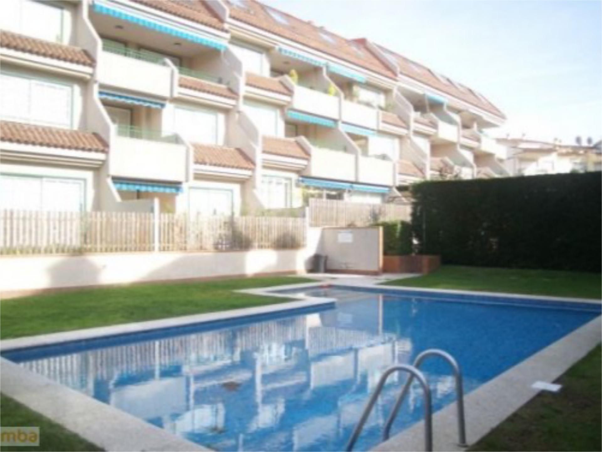 Exterior view of Flat to rent in Nigrán  with Heating, Private garden and Parquet flooring