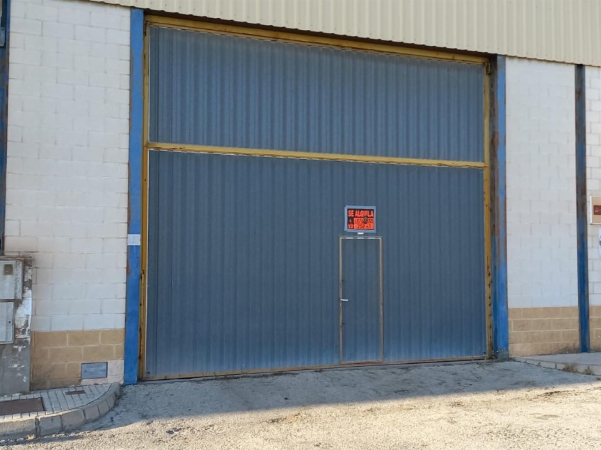 Exterior view of Industrial buildings for sale in Linares