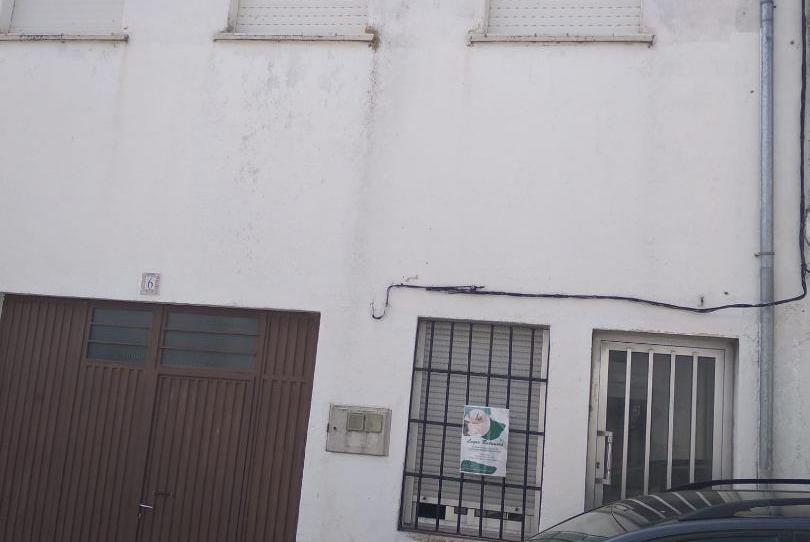 Box room for sale in Calle Fuente Grande, 1, Santibáñez de Béjar, Salamanca - image 1 Photo 1 of Box room for sale in Calle Fuente Grande, 1, Santibáñez de Béjar, Salamanca