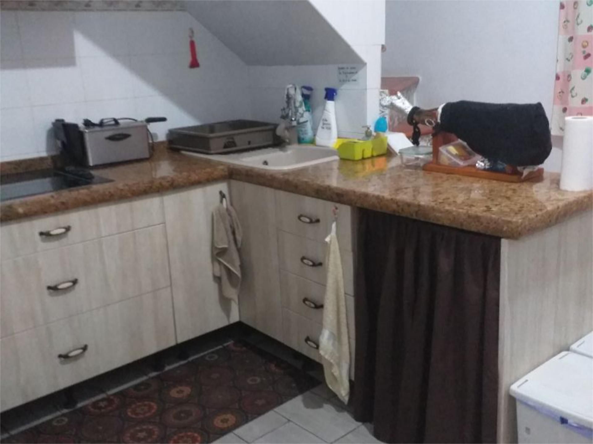 Flat to share in Calle Buenavista, 132, Los Palacios y Villafranca