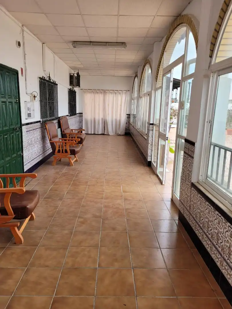 Habitación en Barrio San Rafael, 8, La Paz Terraza de Piso para compartir en Alcalá de Guadaira con Aire acondicionado, Calefacción y Jardín privado