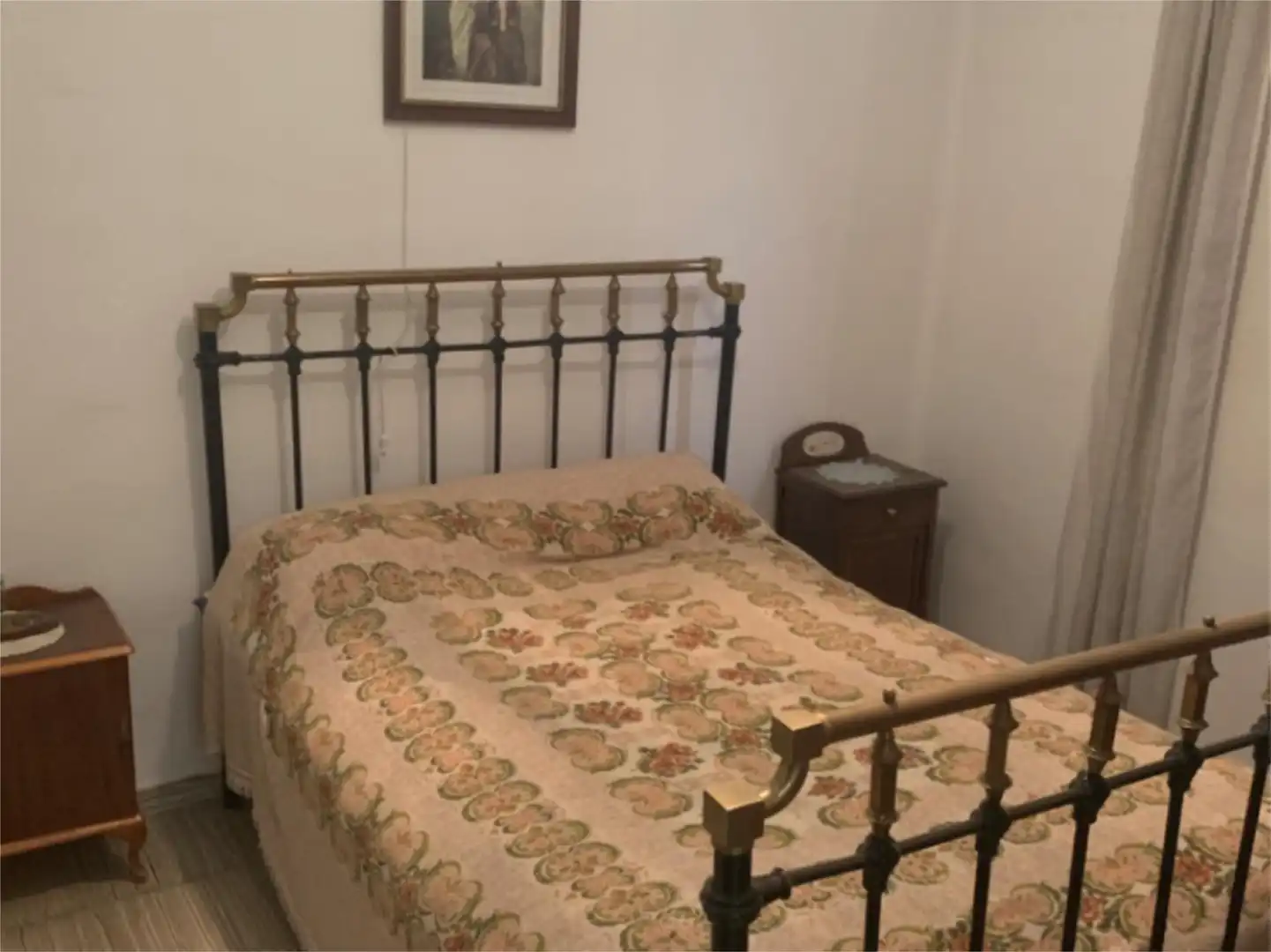 Casa adosada en venta en Calle Rambla, 30, Caniles Habitación de Casa adosada en venta en Caniles con Jardín privado, Terraza y Amueblado