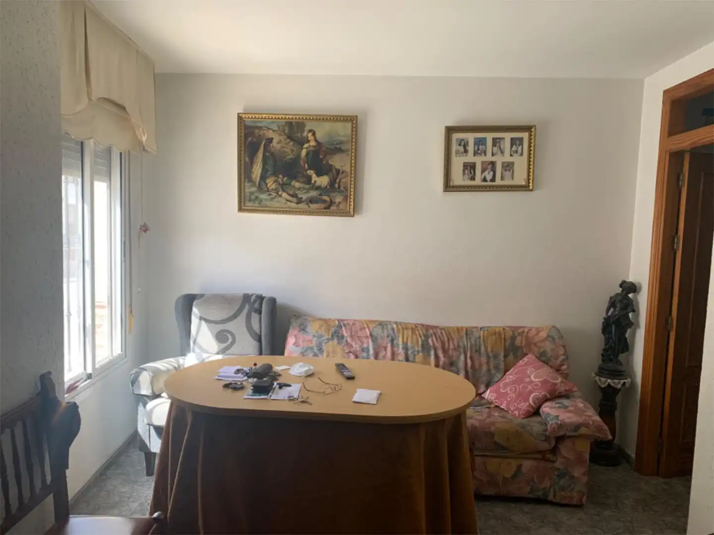 Casa adosada en venta en Calle Rambla, 30, Caniles Sala de estar de Casa adosada en venta en Caniles con Jardín privado, Terraza y Amueblado