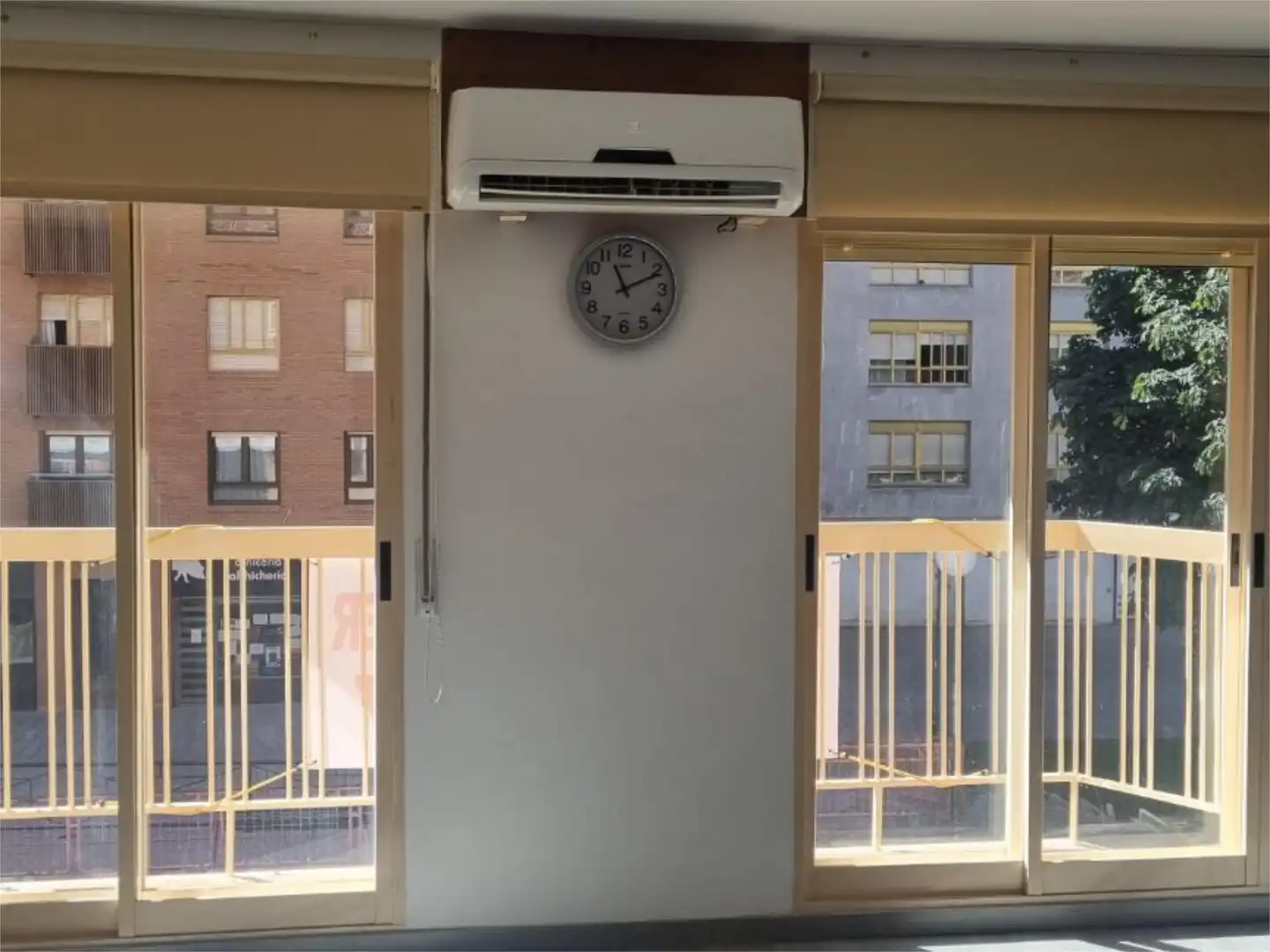 Oficina de lloguer a Calle Victoria Balfe, 30, Villimar - V1 - V2 - S3 - S4 - San Cristobal Dormitori de Oficina de lloguer en Burgos