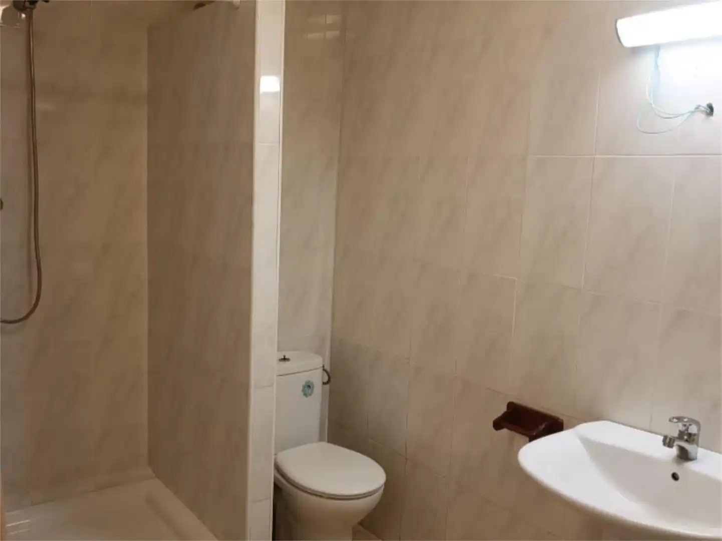 Local en venta en Tres Forques Baño de Local en venta en Valencia
