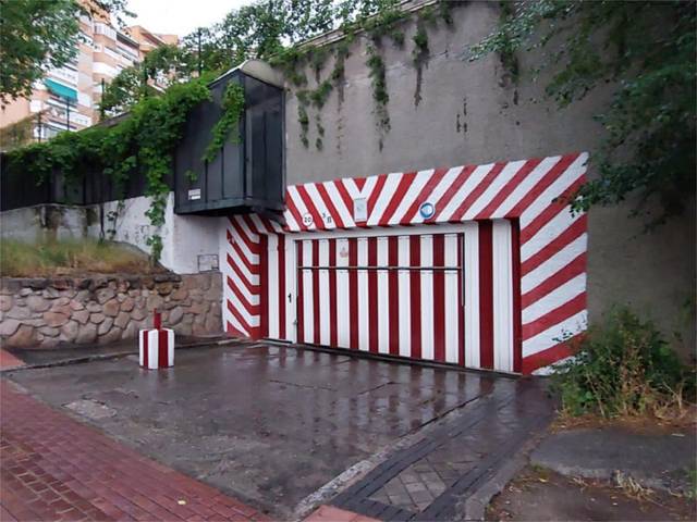 Garaje en Alquiler en Avenida de Manoteras, 5 en Virgen del Cortijo - Manoteras