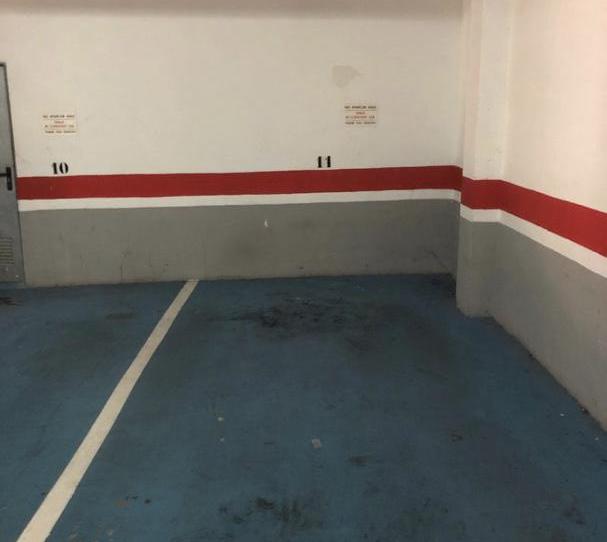 Photo 1 of Garage for sale in Calle Real, 4, Las Brisas, Málaga