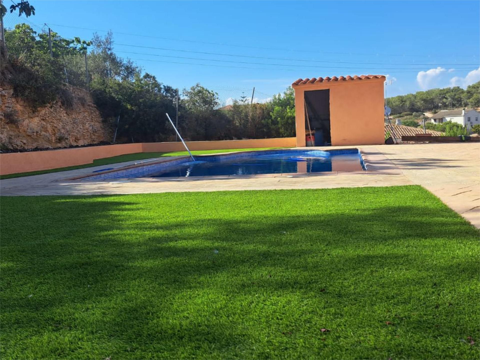 Swimming pool of House or chalet for sale in Olèrdola  with Private garden, Terrace and Storage room