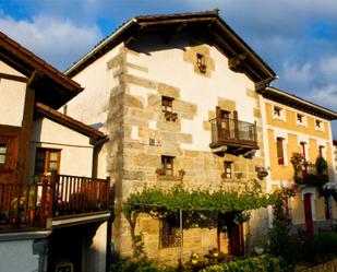 Vista exterior de Casa o xalet en venda en Araitz amb Terrassa i Balcó