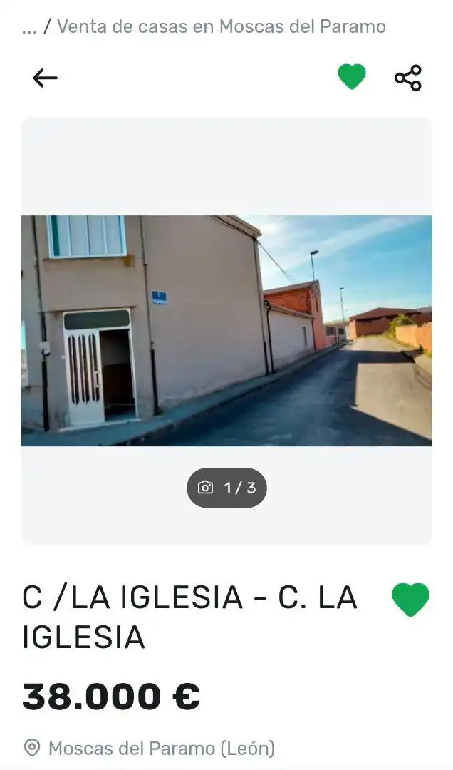 Casa adosada en venta en Calle la Iglesia, 8, Roperuelos del Páramo Vista exterior de Casa adosada en venta en Roperuelos del Páramo con Calefacción, Trastero y Horno