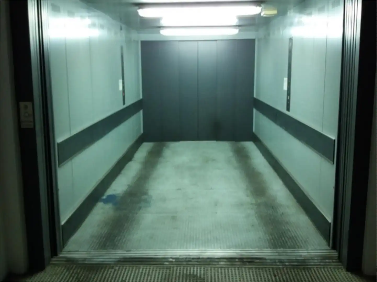 Garaje de alquiler en Carrer del Comte d'Altea, 34, Gran Via