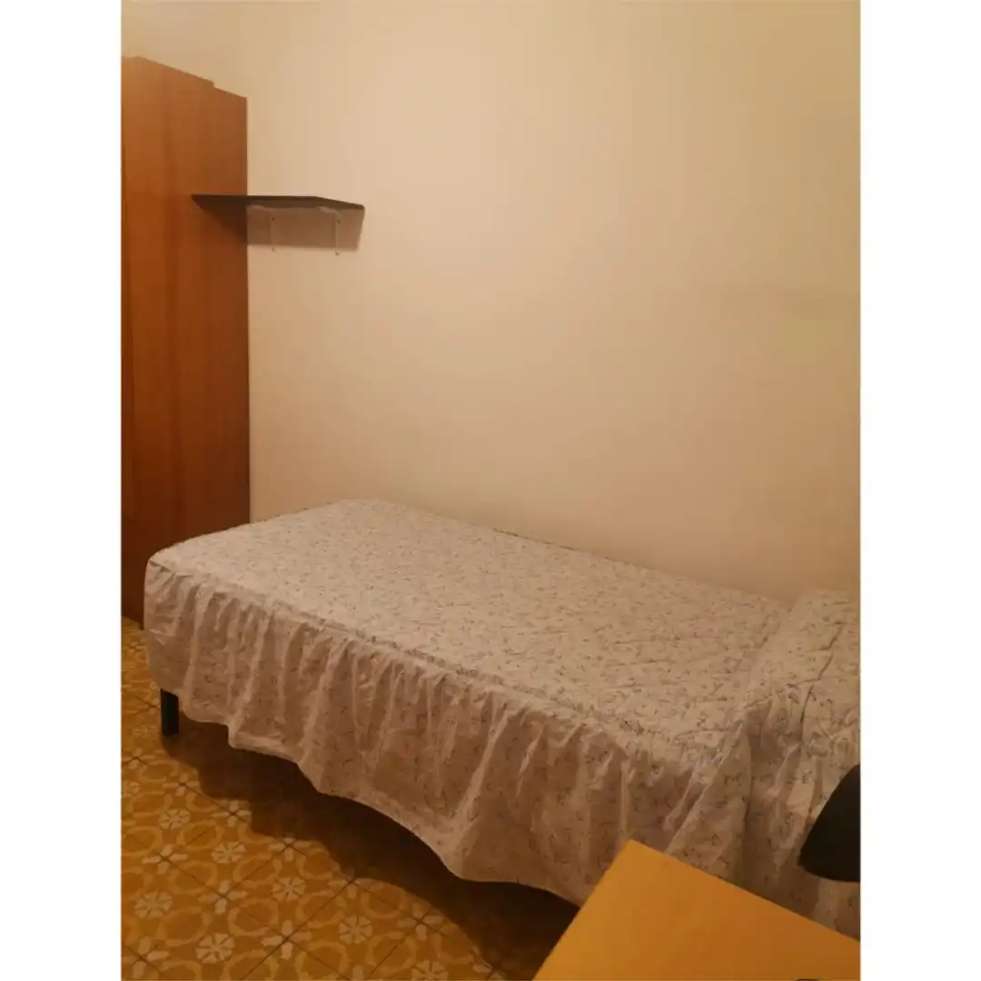 Bedroom of Flat for share in Barcelona  with Furnished, Oven and Washing machine
