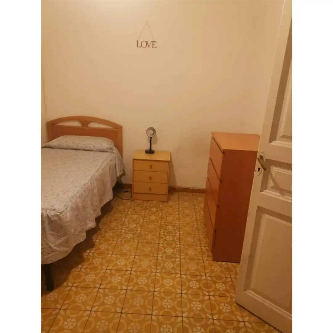 Bedroom of Flat for share in Barcelona  with Furnished, Oven and Washing machine
