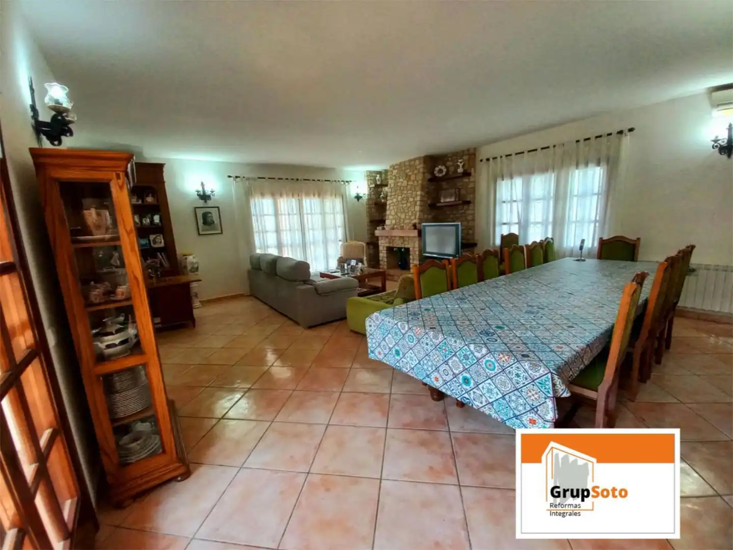 Finca rústica en venta en Carrer Nou, 32, Santa Oliva Sala de estar de Finca rústica en venta en Santa Oliva con Aire acondicionado, Terraza y Piscina