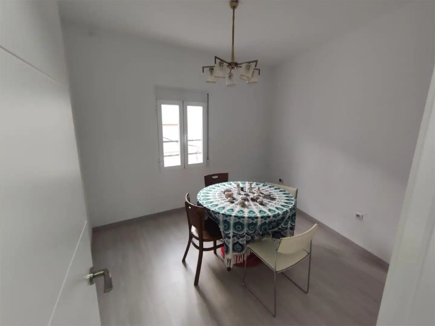 Casa adosada en venda a Calle el Belimbre, 7, Santa María de Huerta Menjador de Casa adosada en venda en Santa María de Huerta amb Jardí privat i Parquet