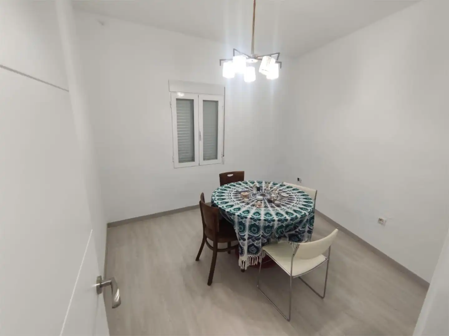 Casa adosada en venda a Calle el Belimbre, 7, Santa María de Huerta Menjador de Casa adosada en venda en Santa María de Huerta amb Jardí privat i Parquet