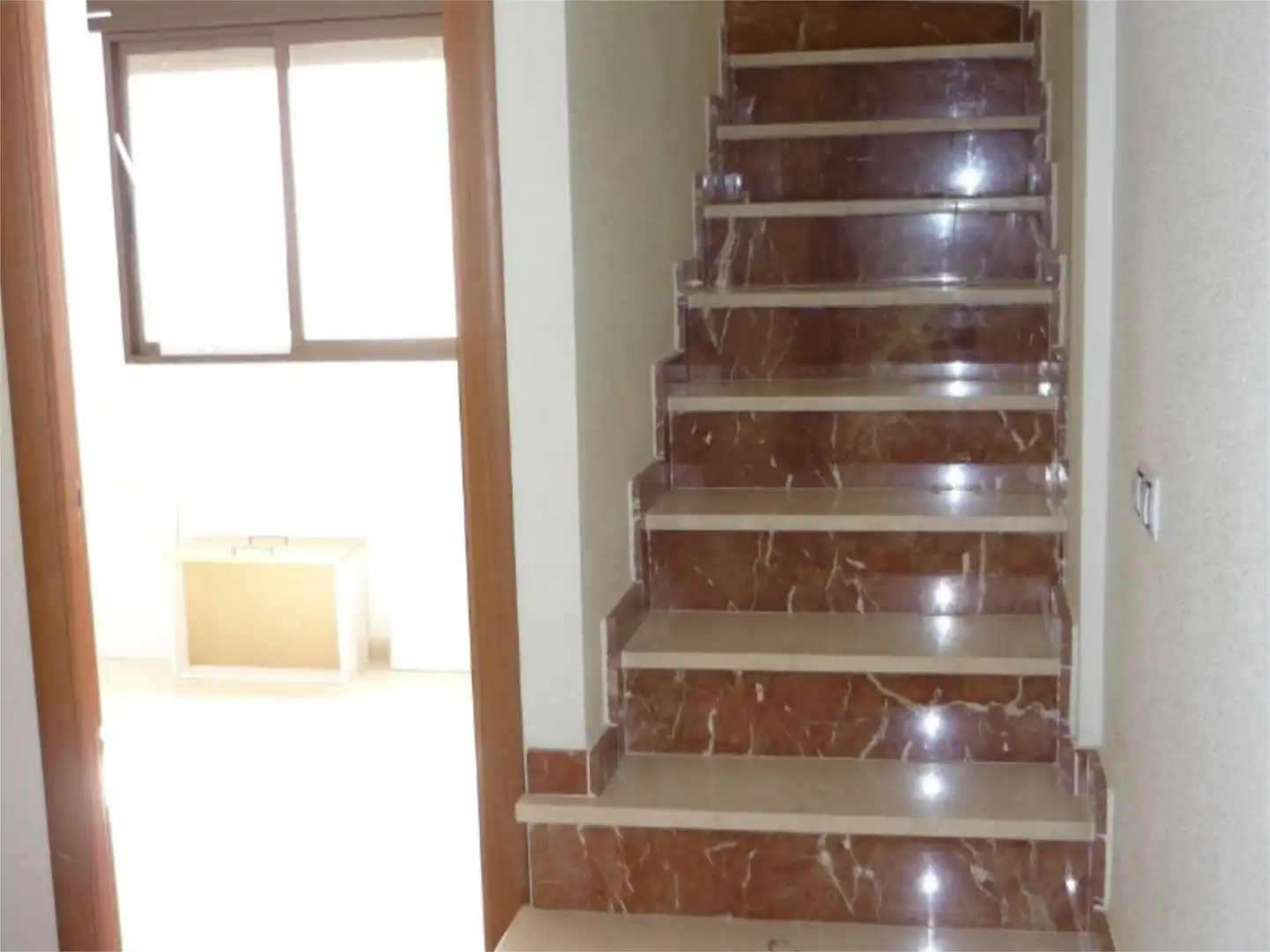 Dúplex en venta en Avenida Asociación Victimas del Terrorismo, 28, Parque Acuático - Sector 25 Dúplex en venta en Torrevieja con Terraza, Piscina y Amueblado