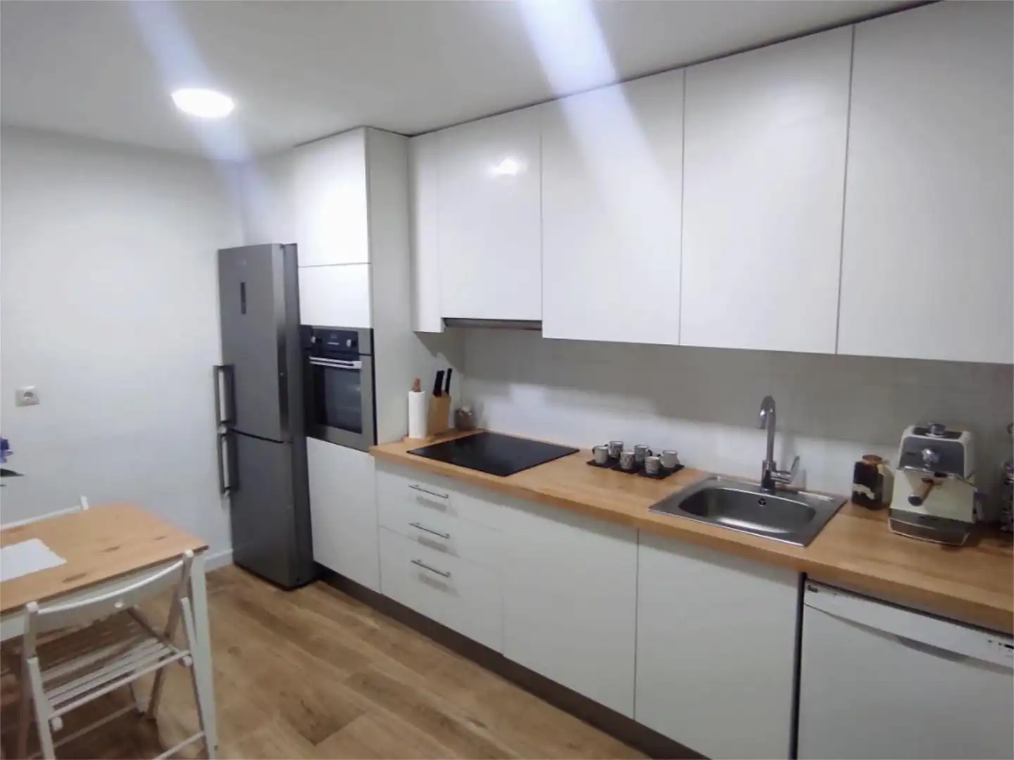 Casa adosada en venta en Carrer Sant Pere, 50, Nucli Antic Cocina de Casa adosada en venta en L'Escala con Aire acondicionado, Terraza y Balcón